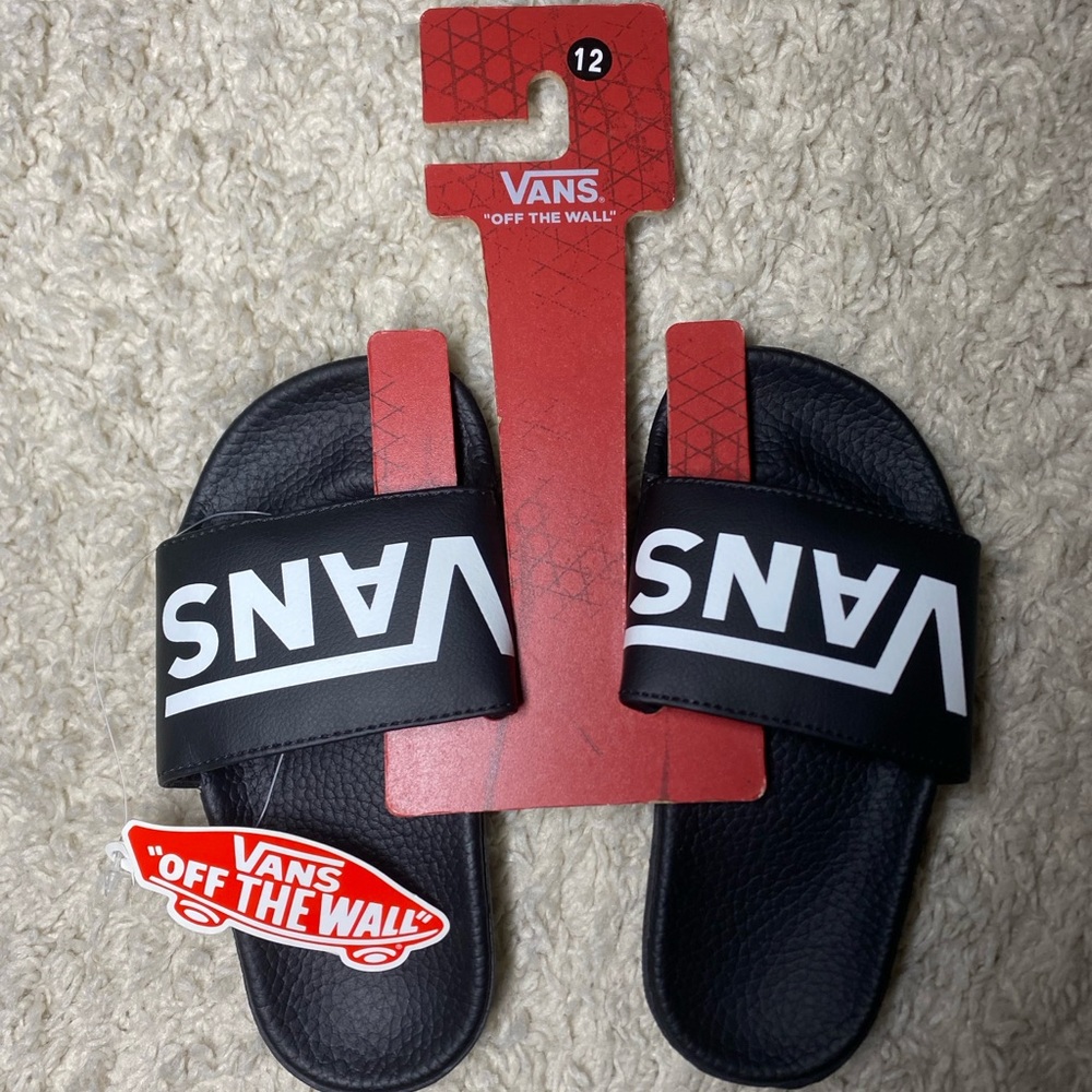 NWT Vans boy slides